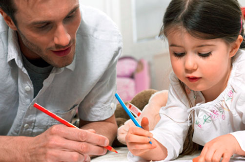 Los niños necesitan padres con horarios fijos