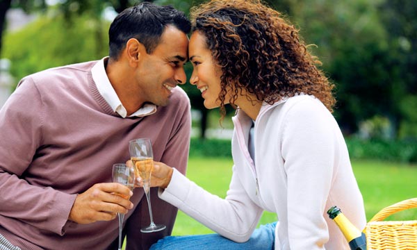 La amabilidad y el desprendimiento son básicos en la relación amorosa