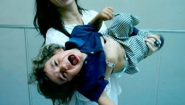 Mediante lloros y gritos no se consiguen los caprichos