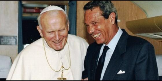 Joaquín Navarro-Valls, el periodista que modernizó la comunicación vaticana