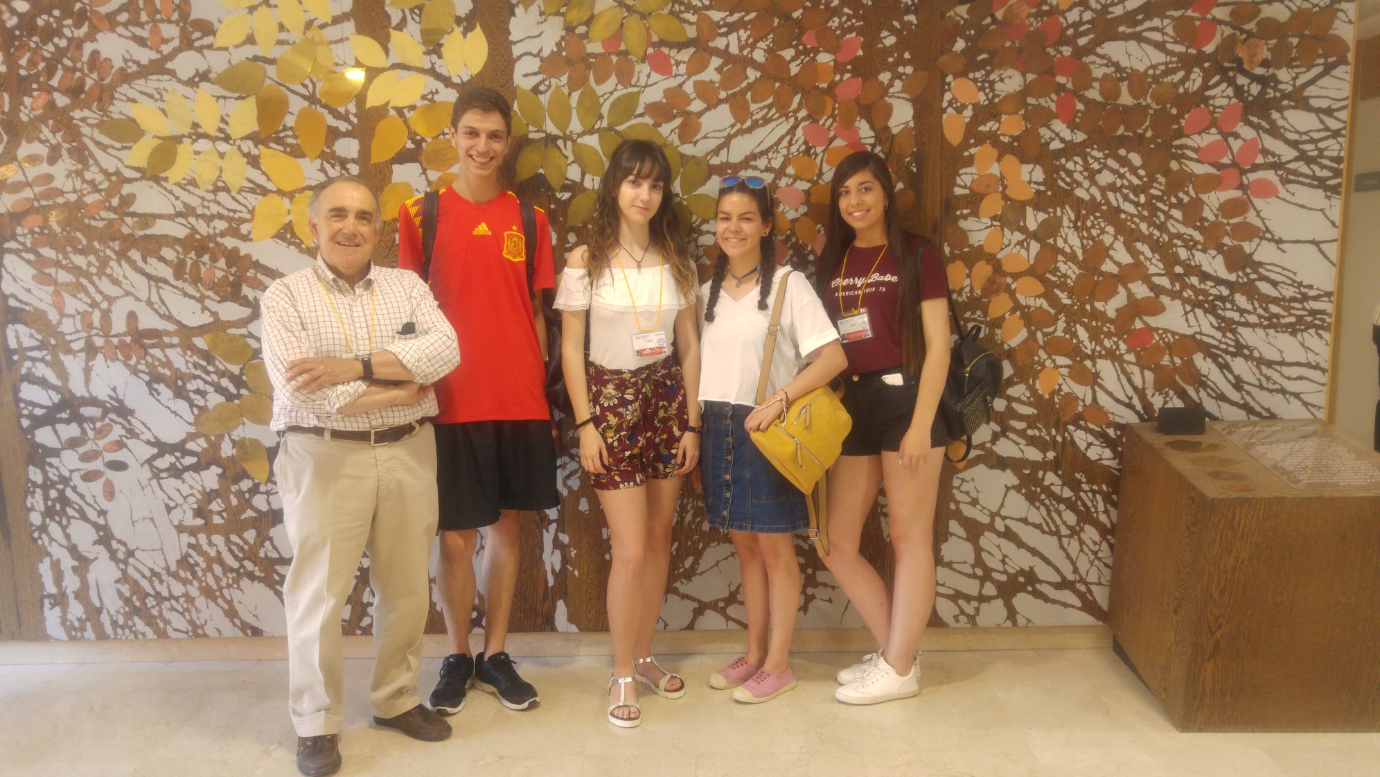Jóvenes solidarios de la vida en el día de los cuidados paliativos