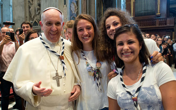 El Papa abre horizontes a los jóvenes