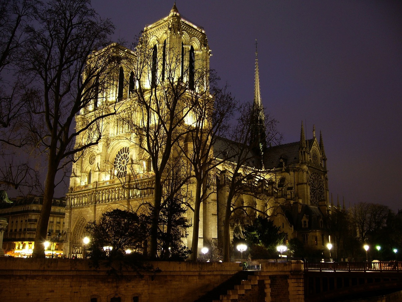 La belleza de Notre Dame y la de la fe católica